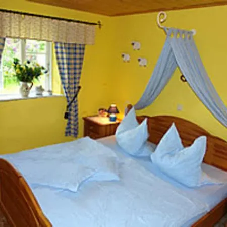 Ferienwohnung Auf Dem Moenchgut * Middelhagen